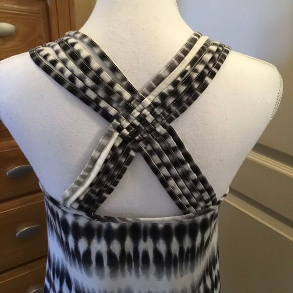 J. Valdi Swimsuit Coverup - Picture 2 of 9